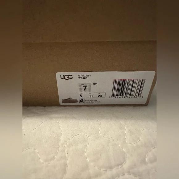 NIB UGG Taz platforms - Picture 5 of 5